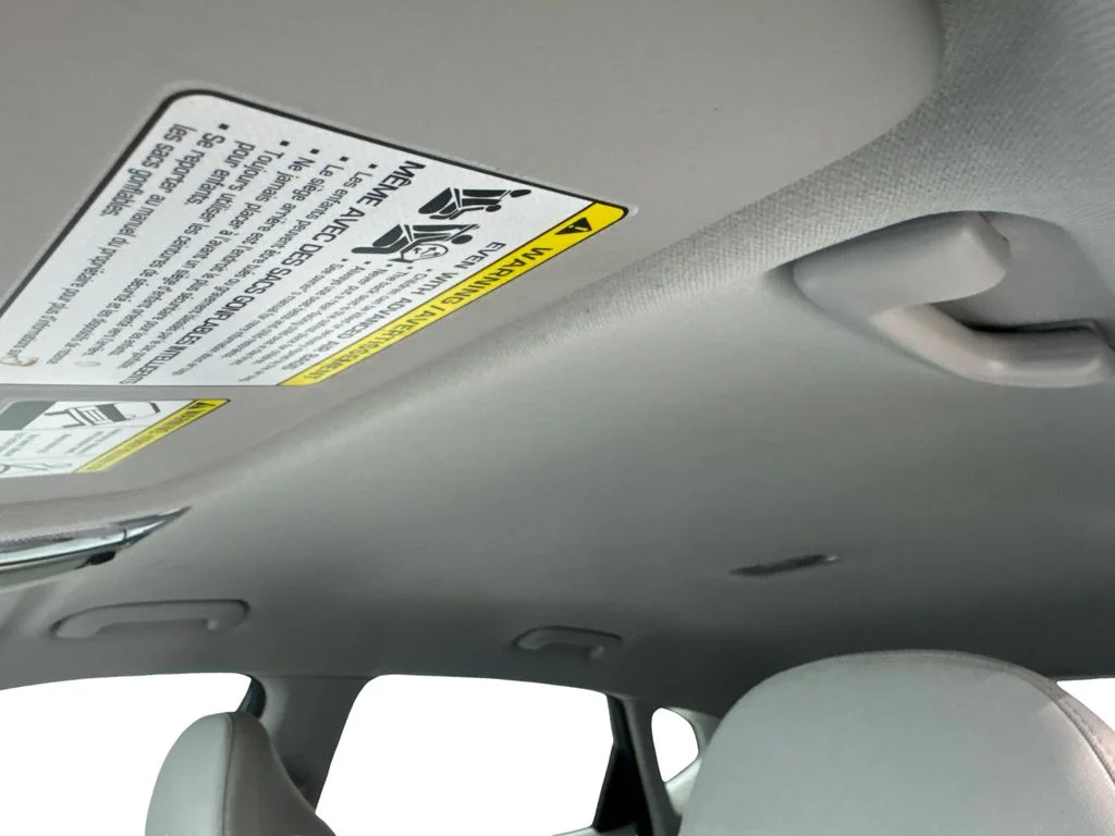 Used 2024 Gray Hyundai SEL image 71