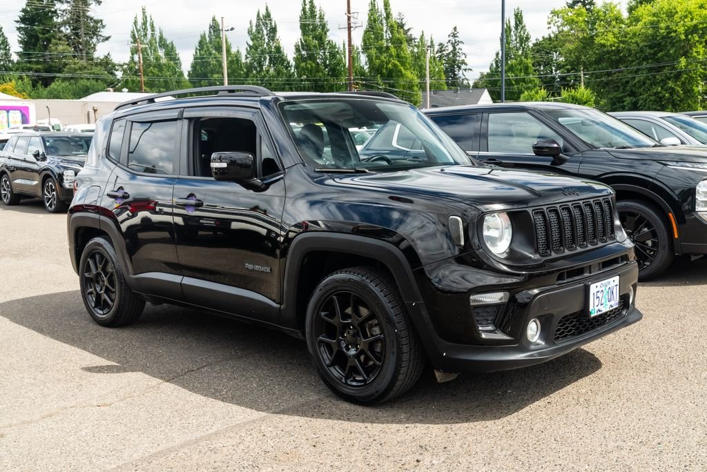 Used 2019 Black Clearcoat Jeep Latitude image 1