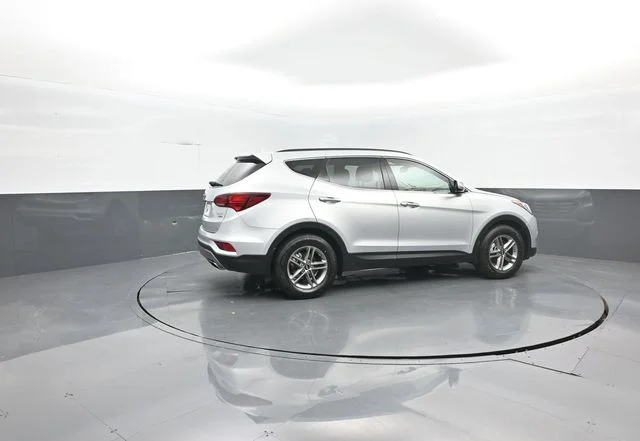 Used 2018 Sparkling Silver Hyundai 2.4 Base image 8