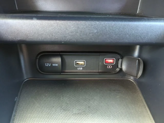 Used 2022 Black Kia GT-Line image 38