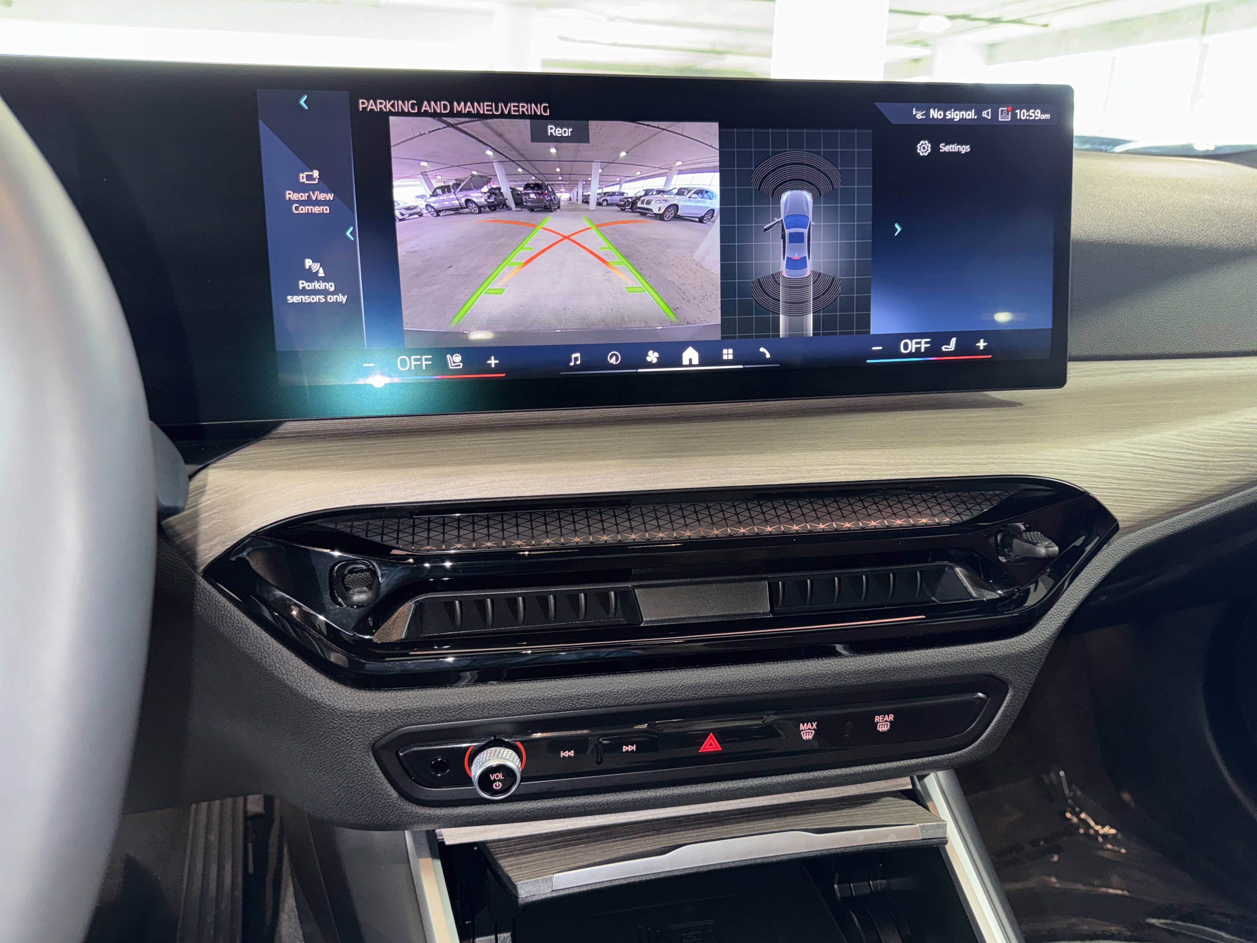 Used 2025 Skyscraper Grey Metallic BMW 330i image 27