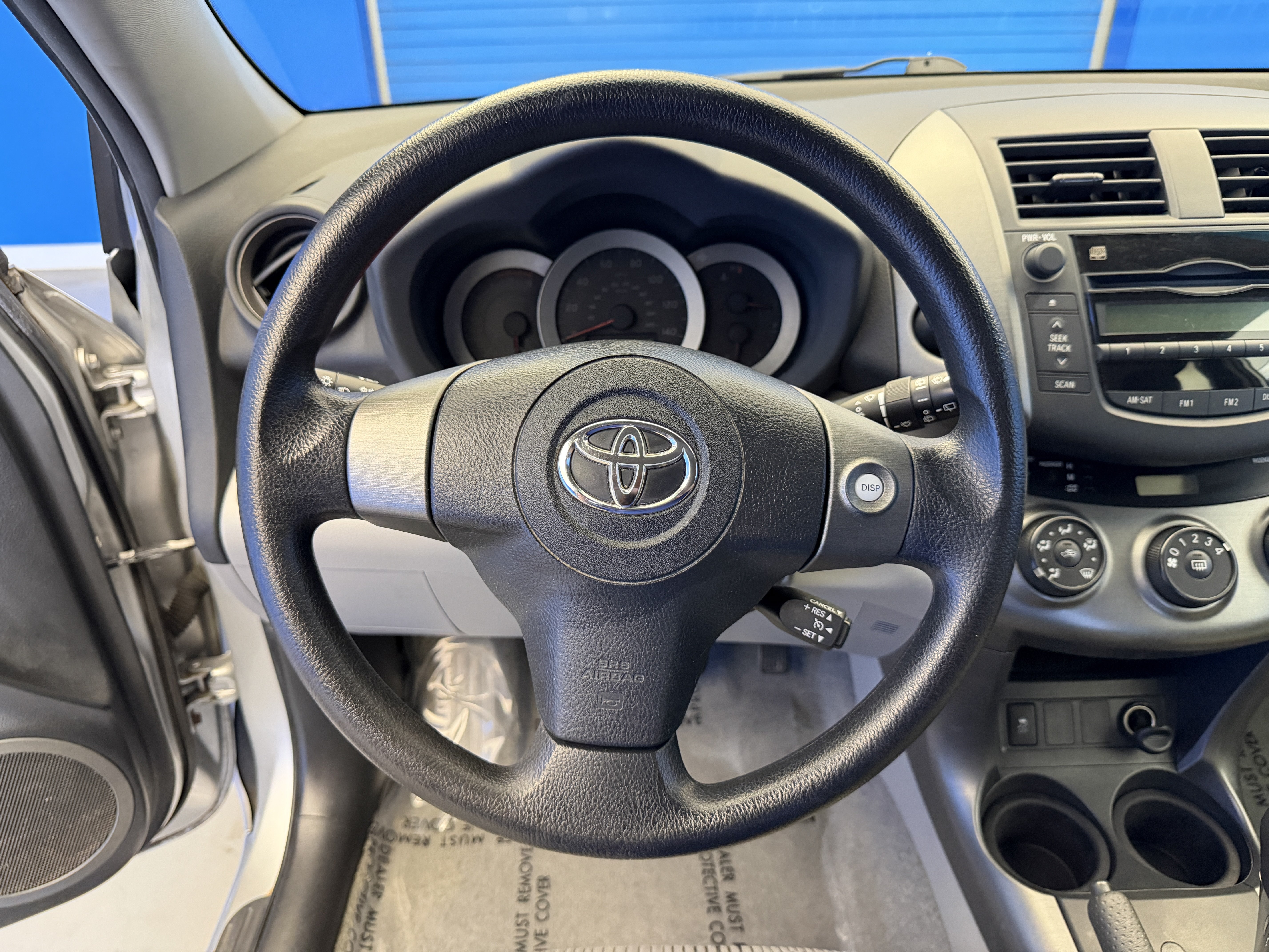Used 2011 Classic Silver Metallic Toyota BASE image 13