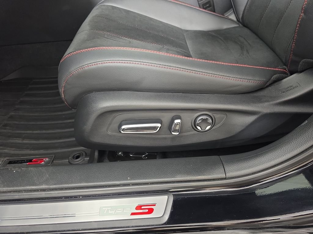 Used 2025  Acura Type S image 26