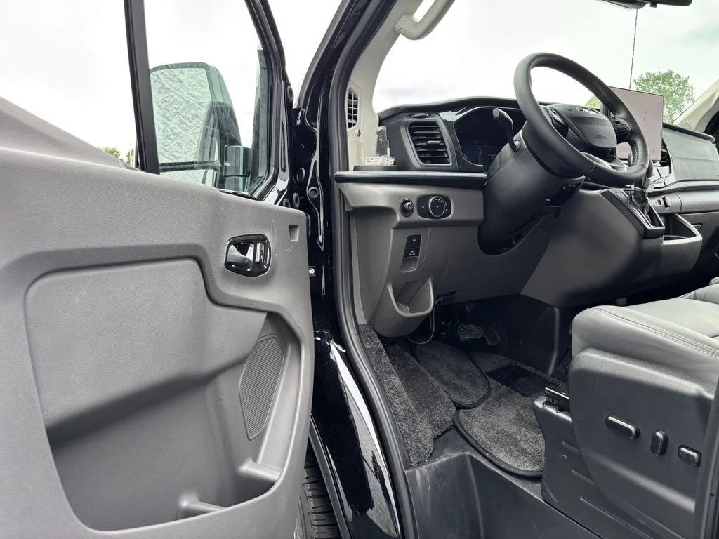 New 2026 Black Ford Explorer Limited SE image 14