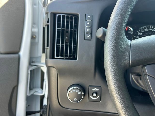 2025 Chevrolet Express Cargo Work Van - Photo 15