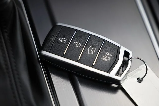 Used 2020 Himalayan Gray Genesis 3.8 image 43