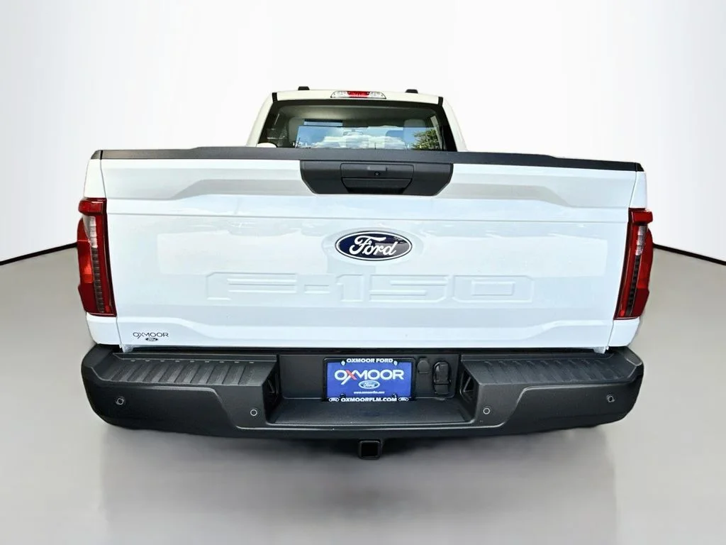 New 2026 Oxford White Ford XL image 8