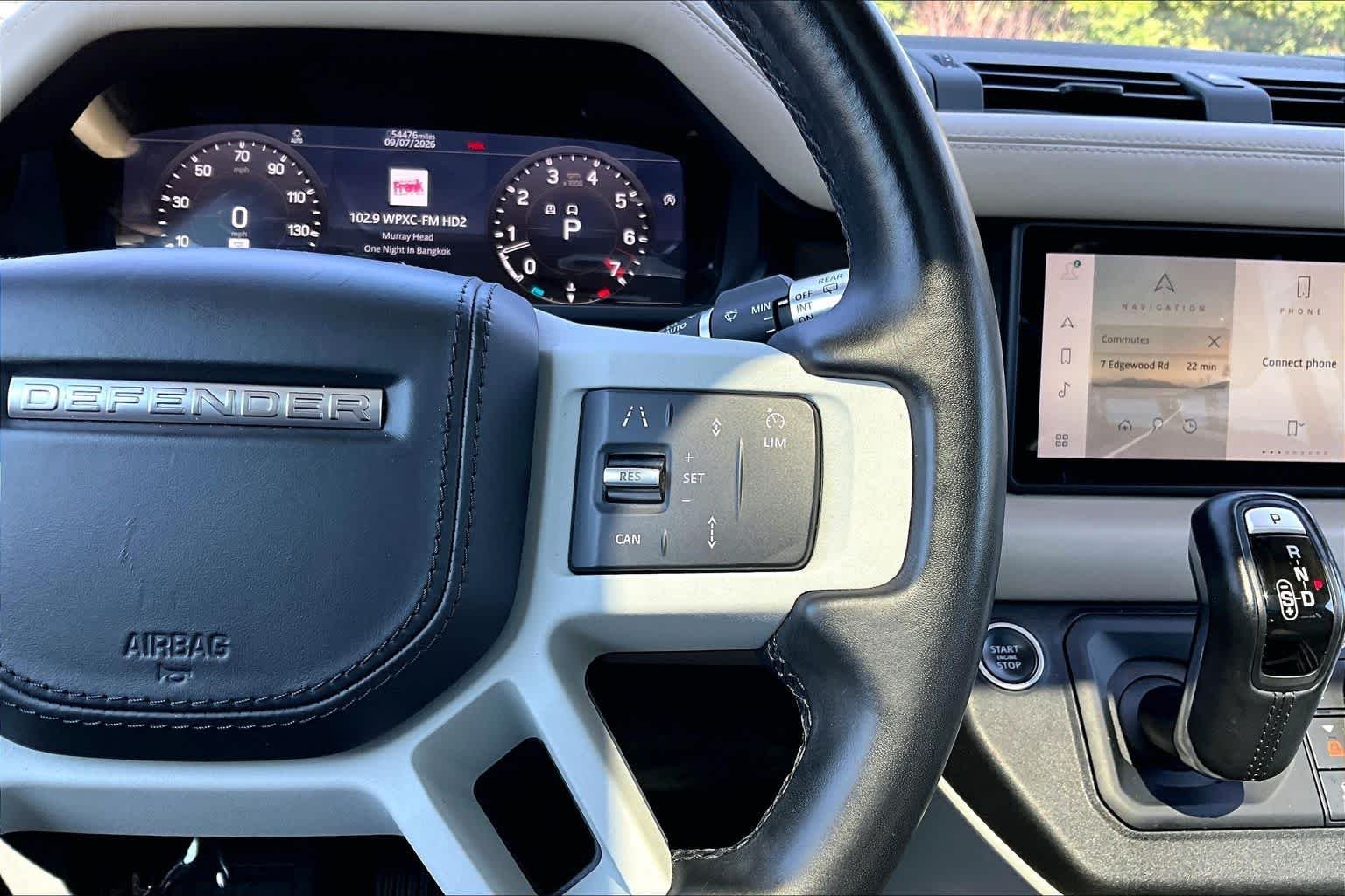 Used 2020 Gondwana Stone Metallic Land Rover HSE image 25