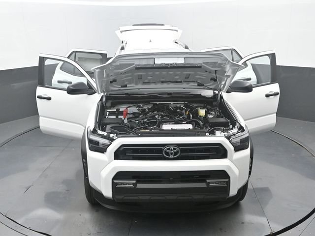 New 2026 Ice Cap Toyota SR5 image 32
