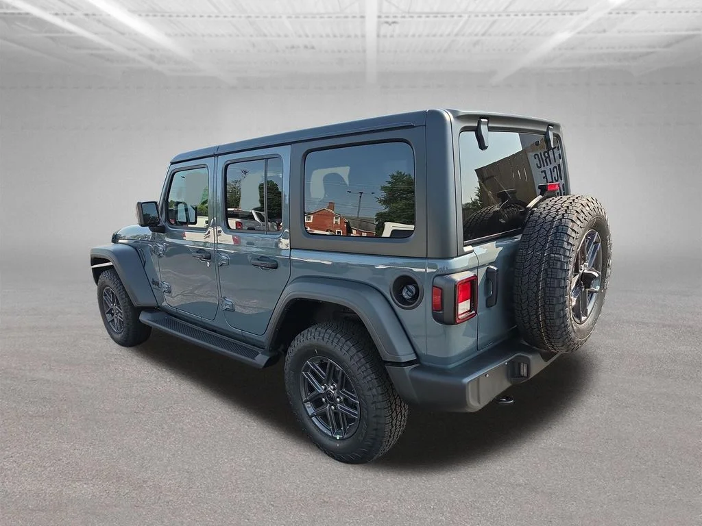 New 2026 Anvil Clear-Coat Exterior Paint Jeep Sport S image 3