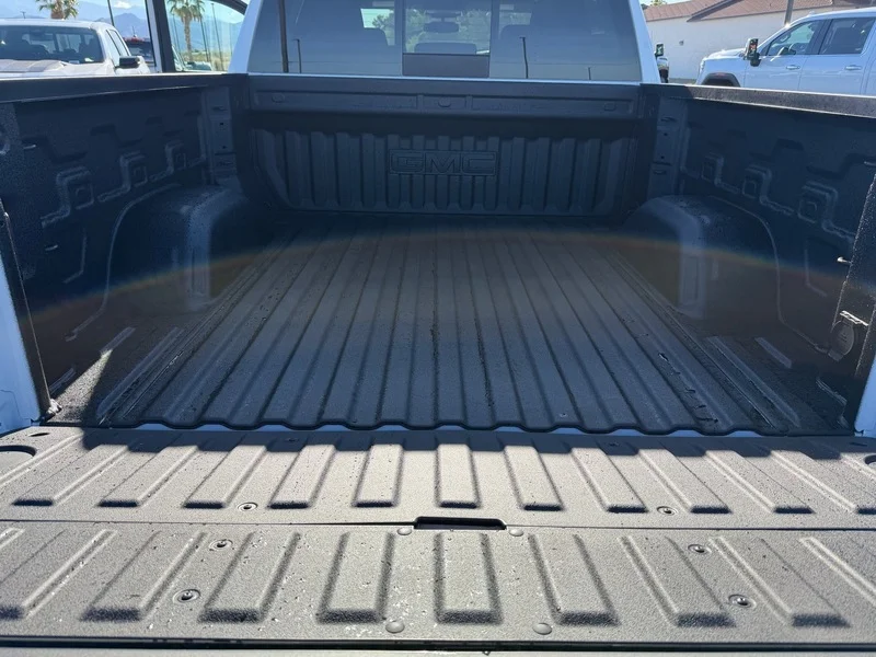 New 2026 Summit White GMC Elevation image 19