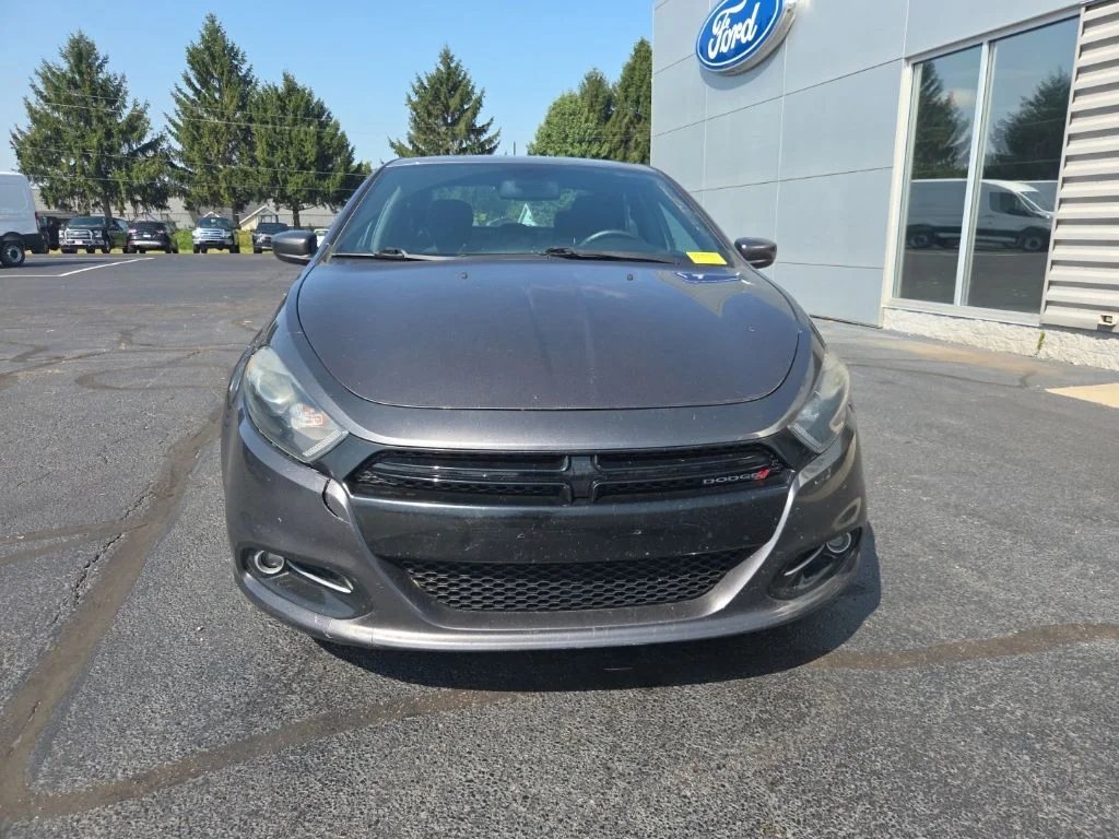 Used 2016 Gray Dodge SXT image 3