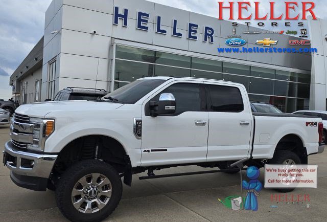 Used 2019 Oxford White Ford LARIAT image 1