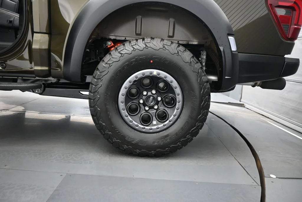New 2026 Shelter Green Ford Raptor image 25