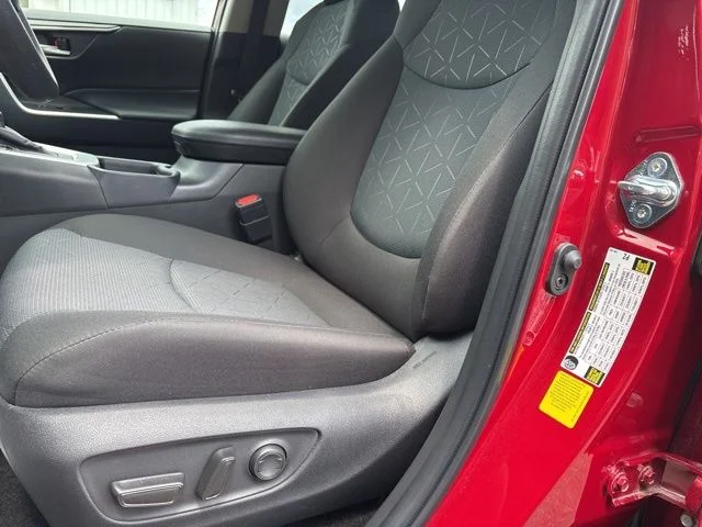 Used 2025 Red Toyota XLE image 12