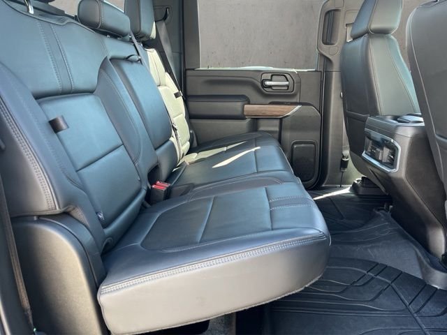 Used 2022 Blue Chevrolet High Country image 17