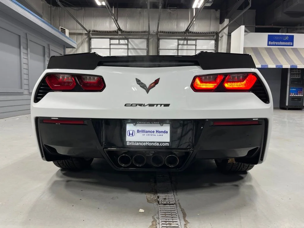 Used 2016 Arctic White Chevrolet Stingray image 6