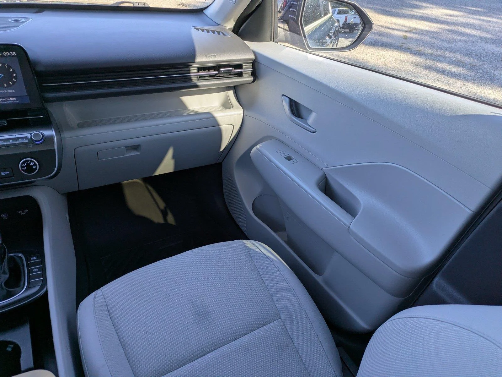 Used 2024 Denim Blue Pearl Hyundai SE image 17