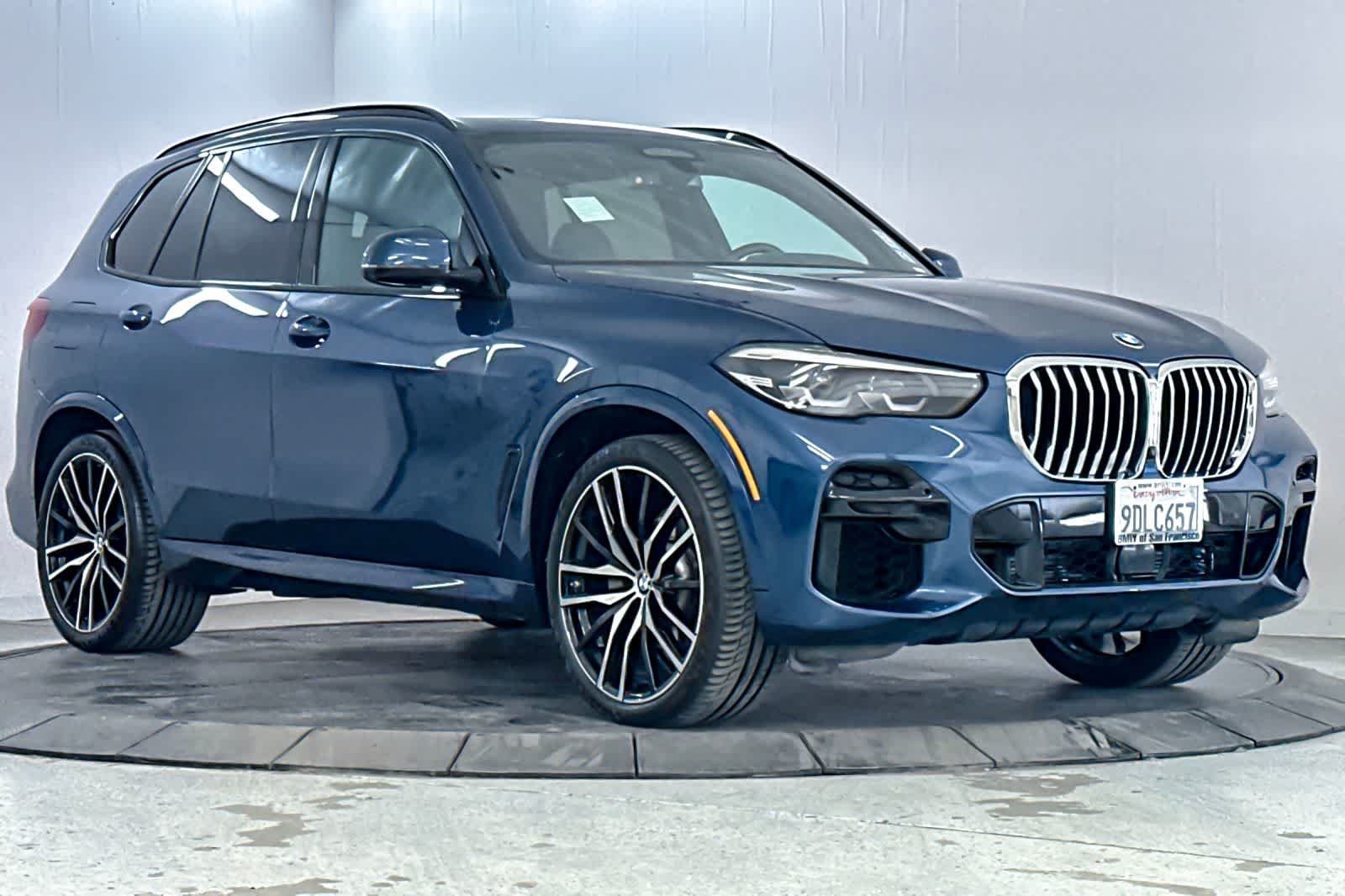 Used 2023 Phytonic Blue Metallic BMW xDrive40i image 9