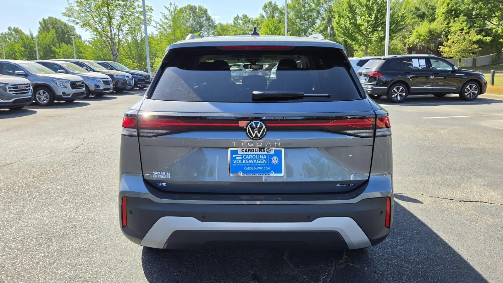 New 2026 Platinum Gray Metallic Volkswagen SE image 5