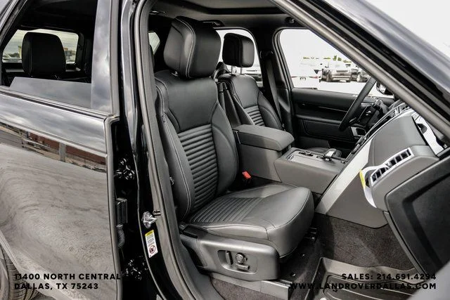 Used 2025 Santorini Black Metallic Land Rover S image 40