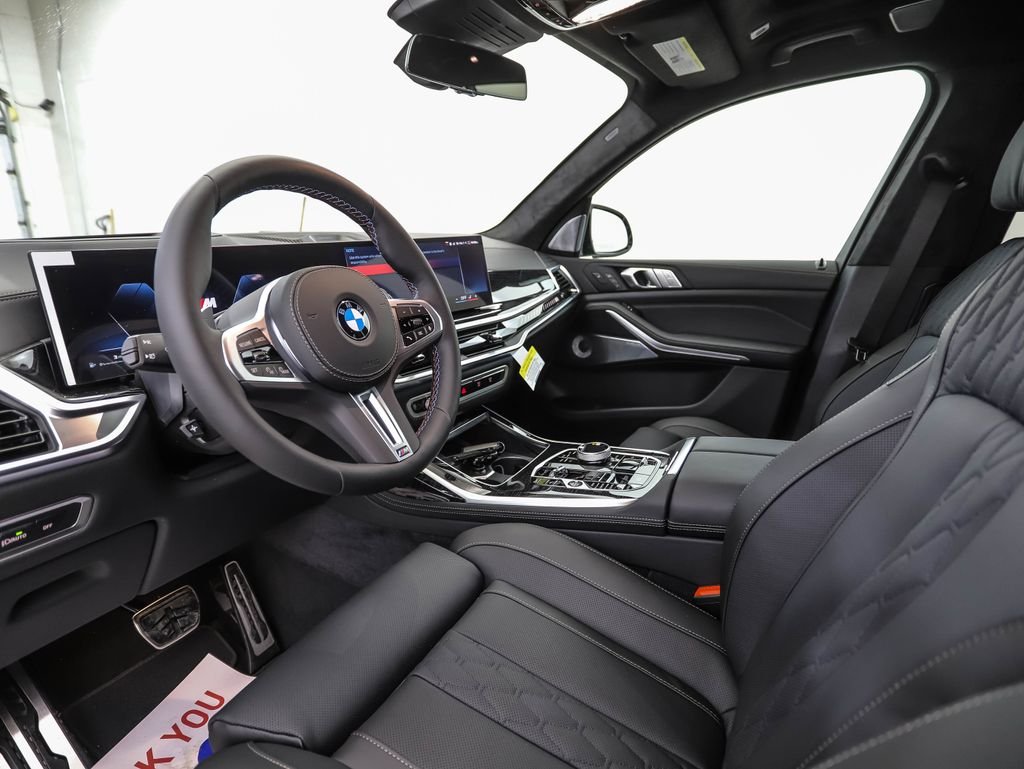 Used 2026 Blue BMW M60i image 10