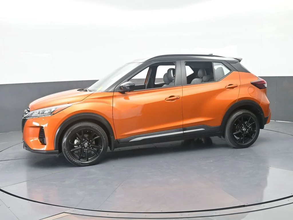 Used 2023 Monarch Orange Metallic/Super Black Nissan SR image 1