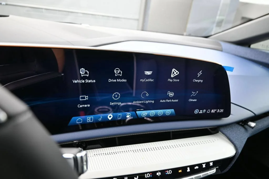 2027 Cadillac OPTIQ Premium Sport - Photo 19