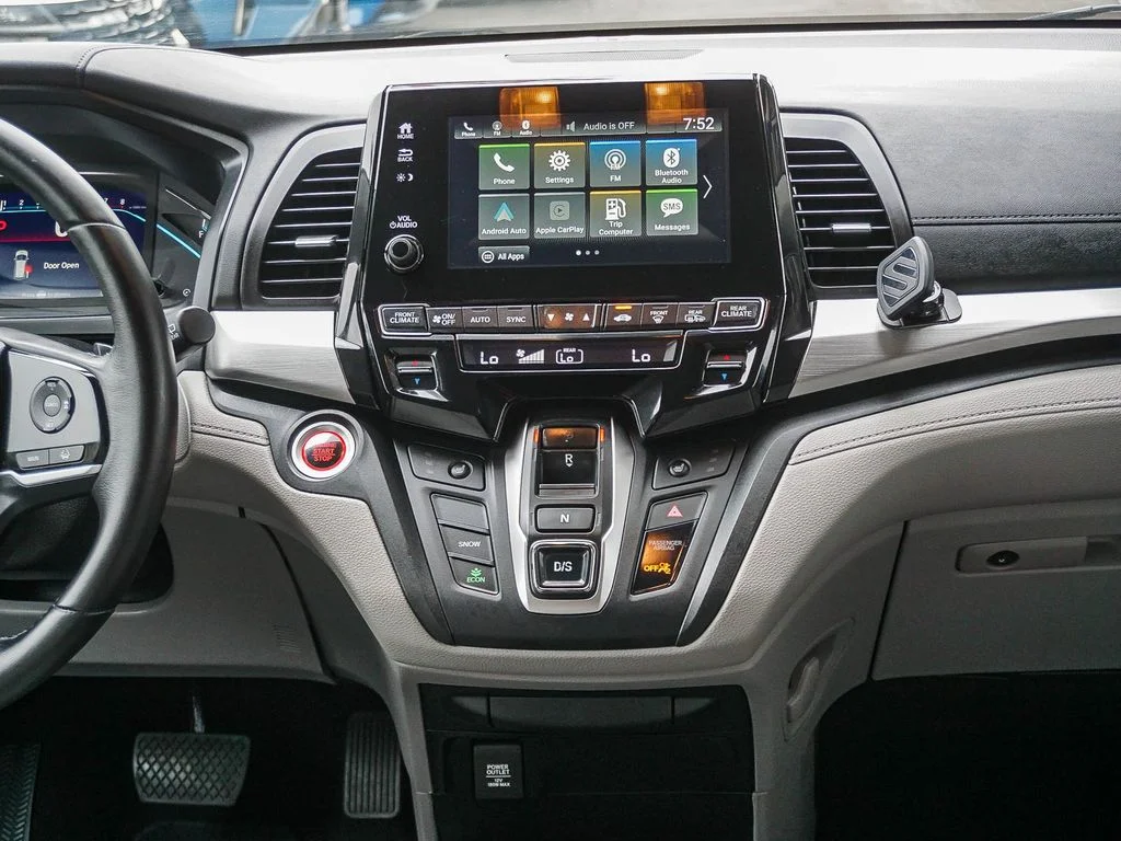 Used 2018 Gray Honda EX-L image 16