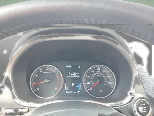 Used 2018  Mitsubishi SEL image 22