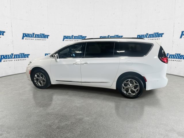 Certified Used 2022 Bright White Clearcoat Chrysler Limited image 7