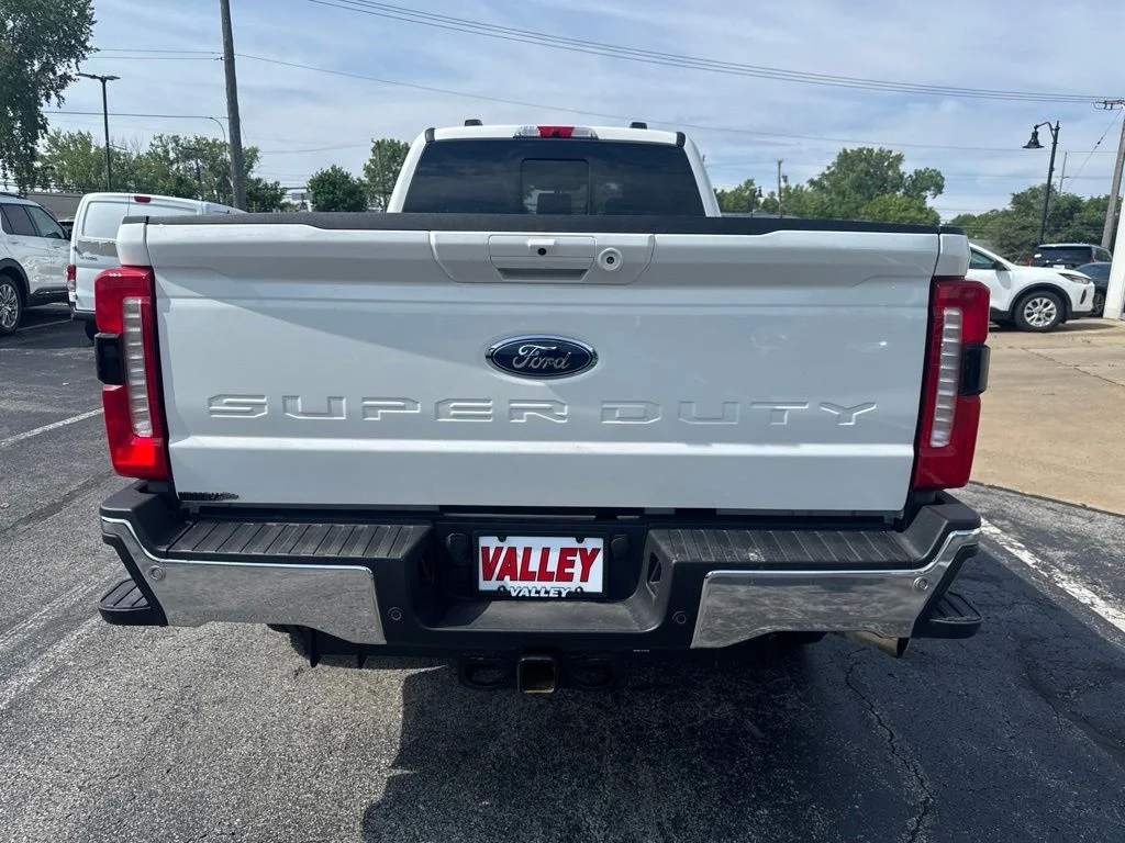 2025 Ford F-350 Super Duty Lariat - Photo 11
