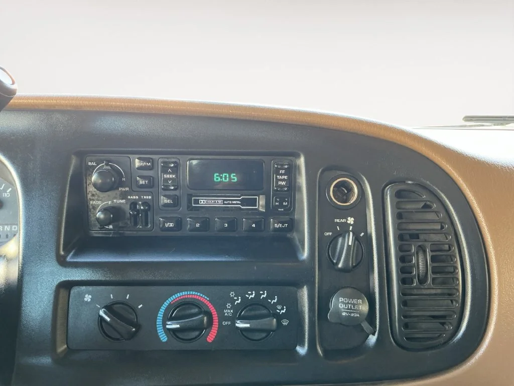 Used 2000 White Dodge Base image 14
