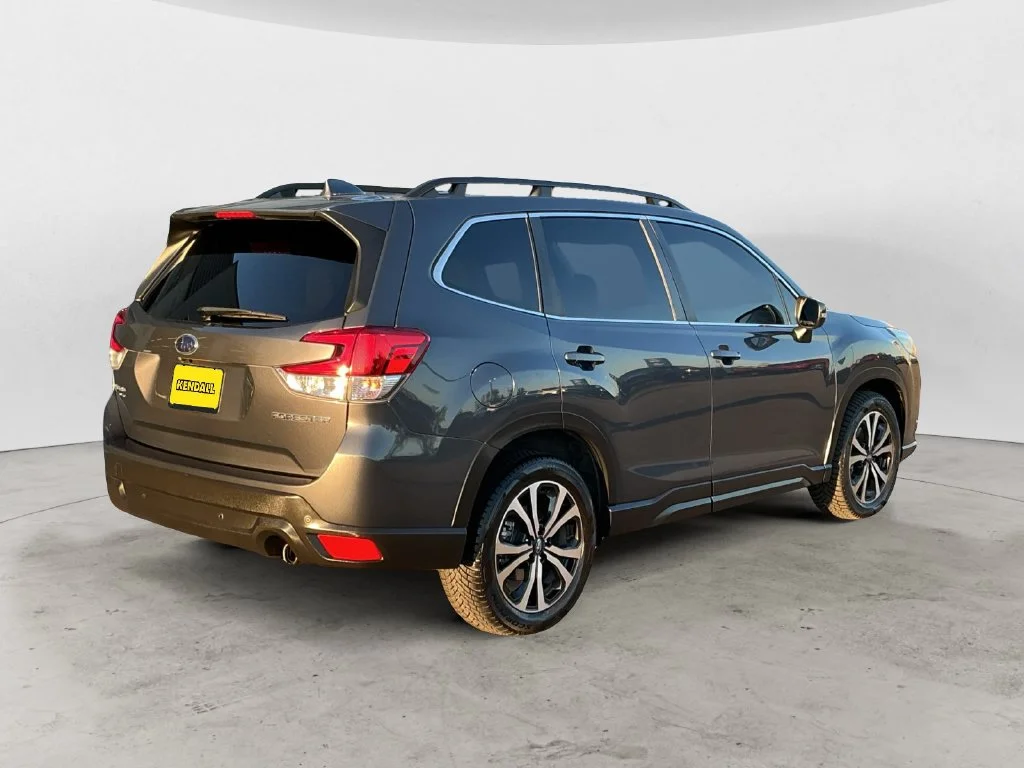 Used 2022 Gray Subaru Limited image 8