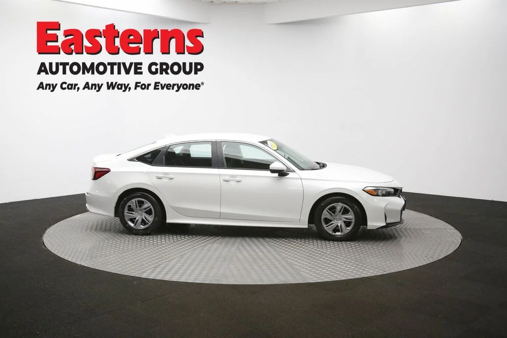 Used 2025 White Honda LX image 42