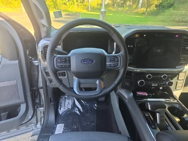 New 2026 Iconic Silver Metallic Ford Lariat® image 14