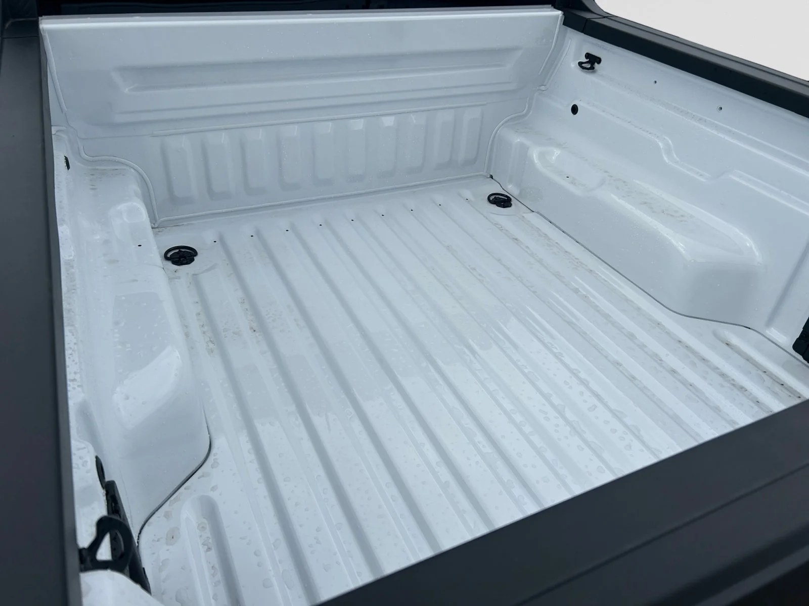 New 2026 Oxford White Ford XLT image 10