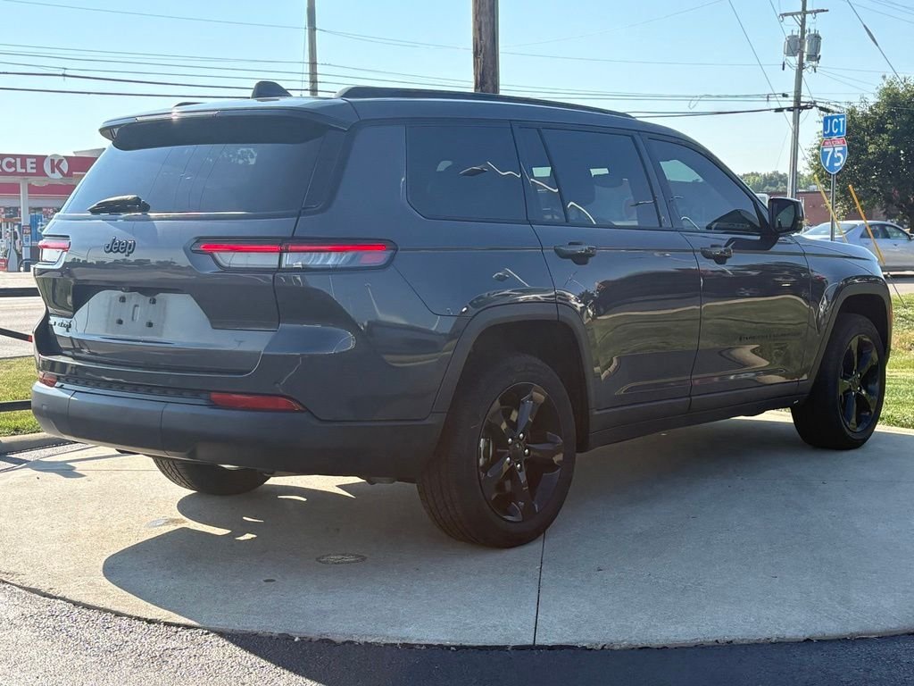 Used 2022 Baltic Gray Metallic Clearcoat Jeep Altitude image 7