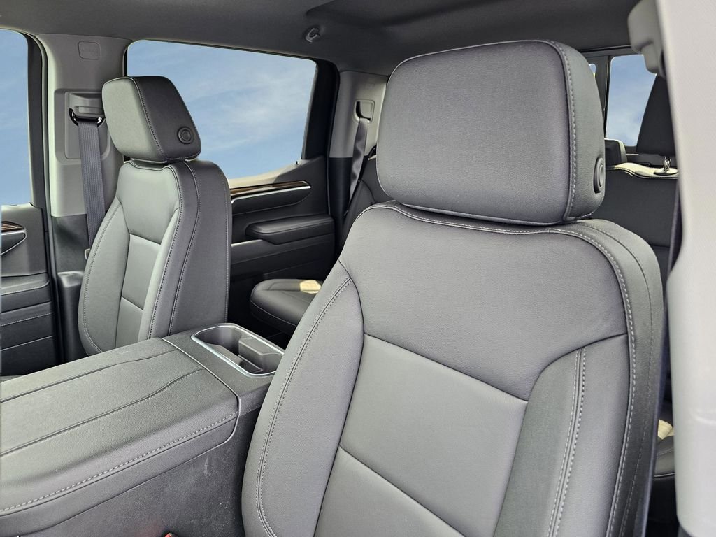 Used 2026 Black Chevrolet RST image 19