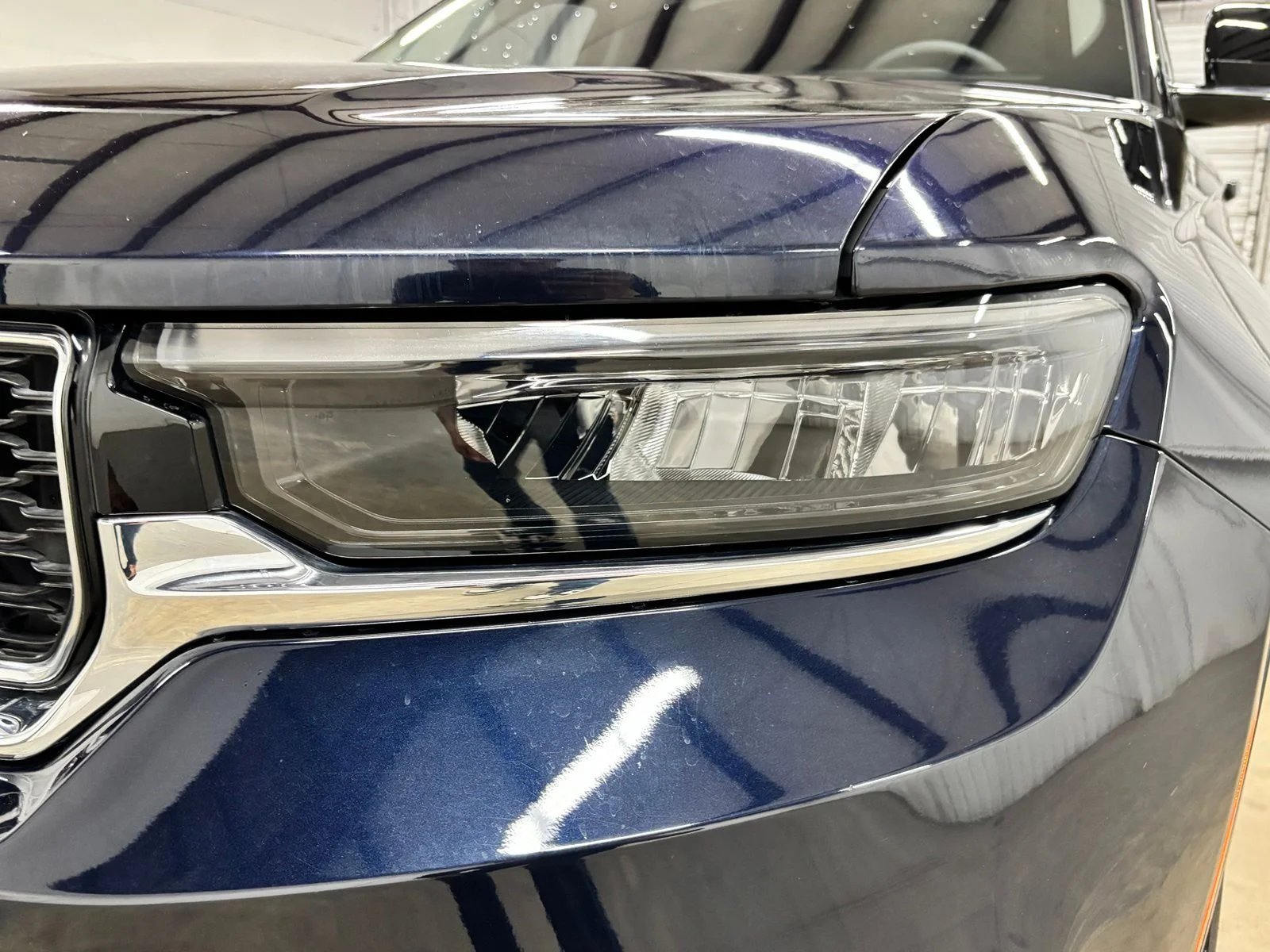 Used 2023 Black Jeep Limited image 9