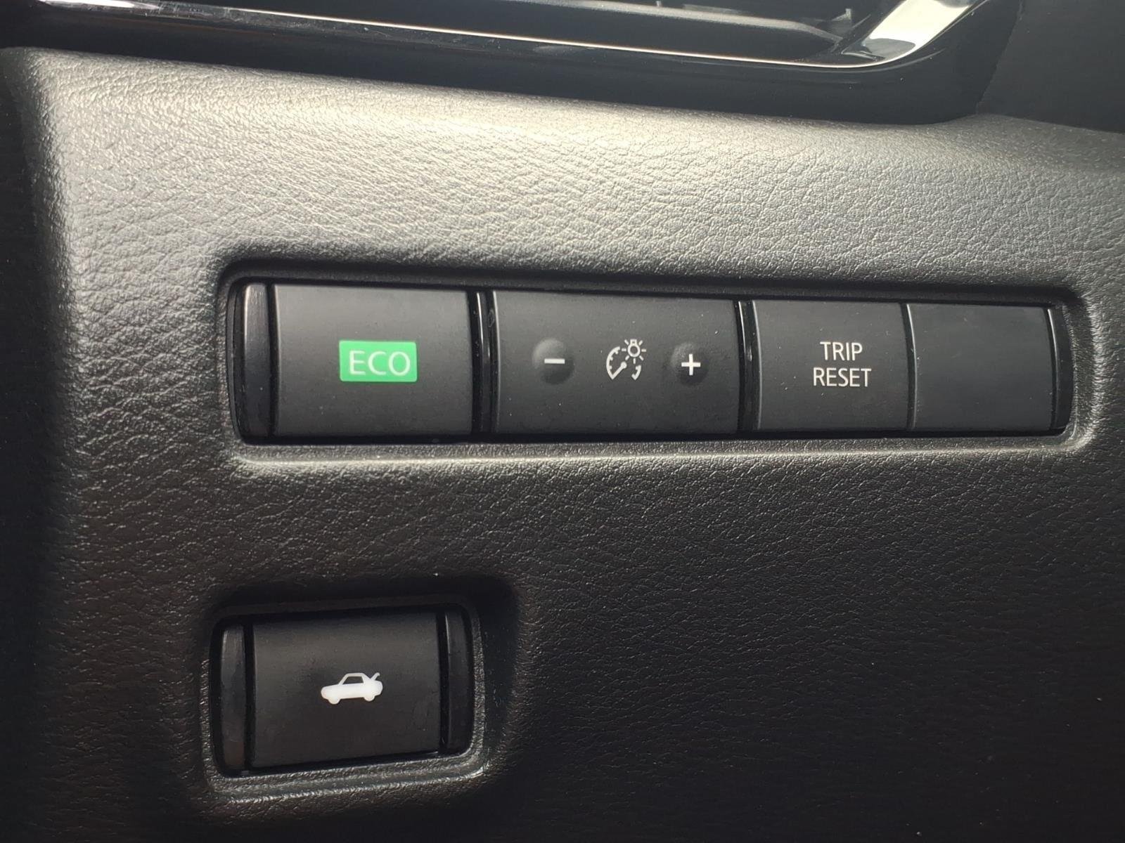 Used 2023 Fresh Powder Nissan SV image 8