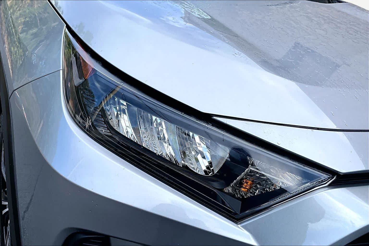 Used 2021 Silver Sky Metallic Toyota LE image 27
