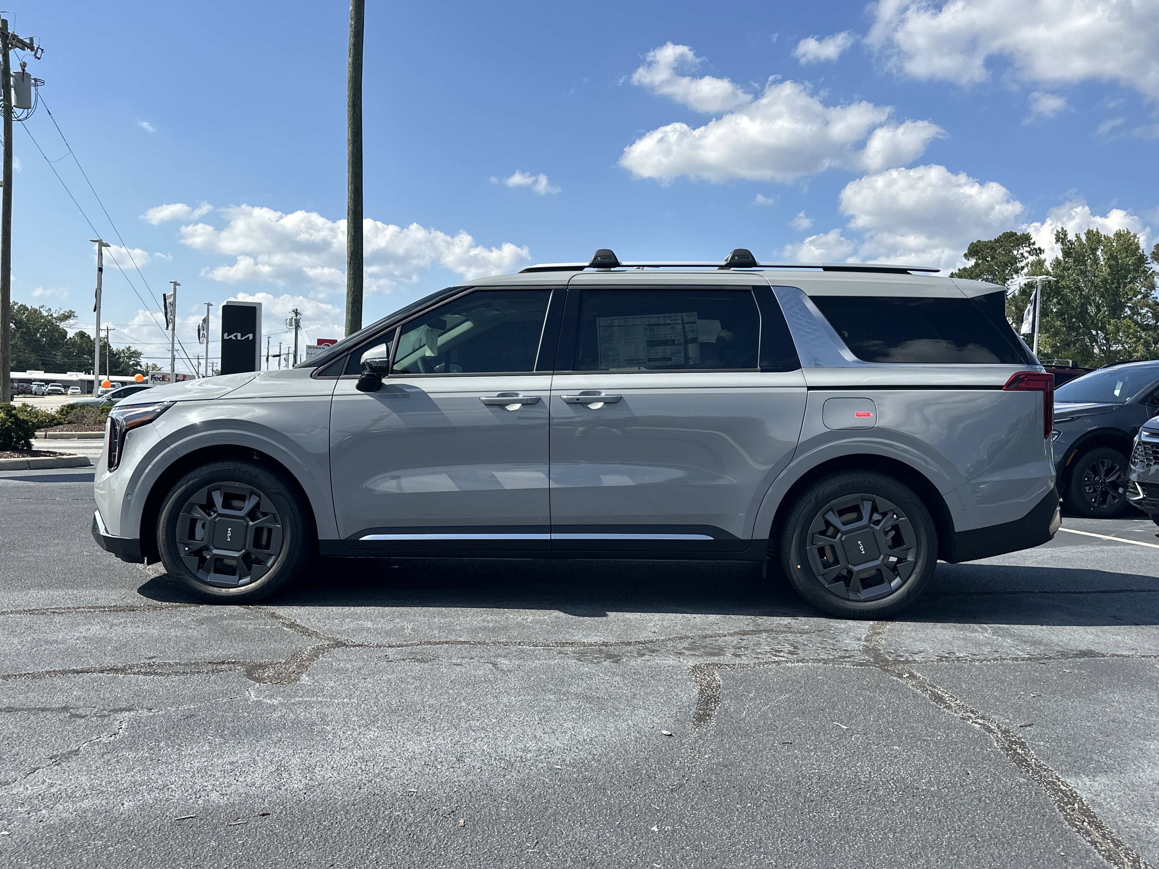 New 2026 Ceramic Silver Kia SX image 5