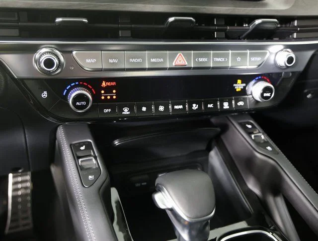 2025 Kia Telluride SX Prestige X-Line - Photo 16