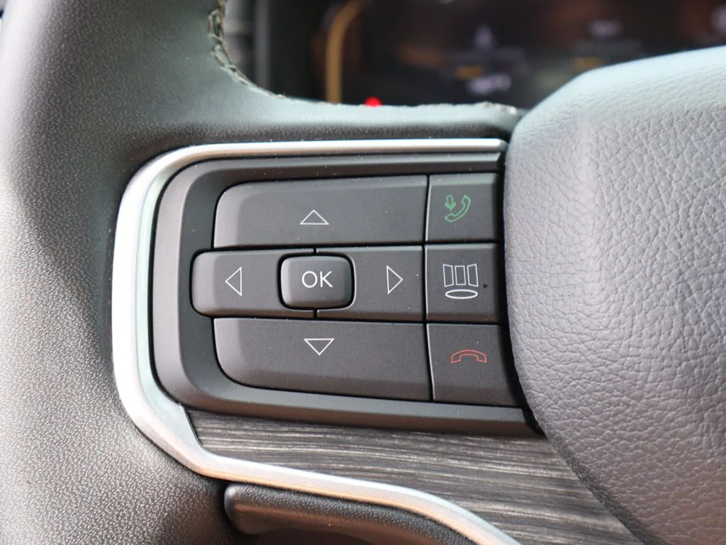 Used 2024 White Jeep Series II image 27