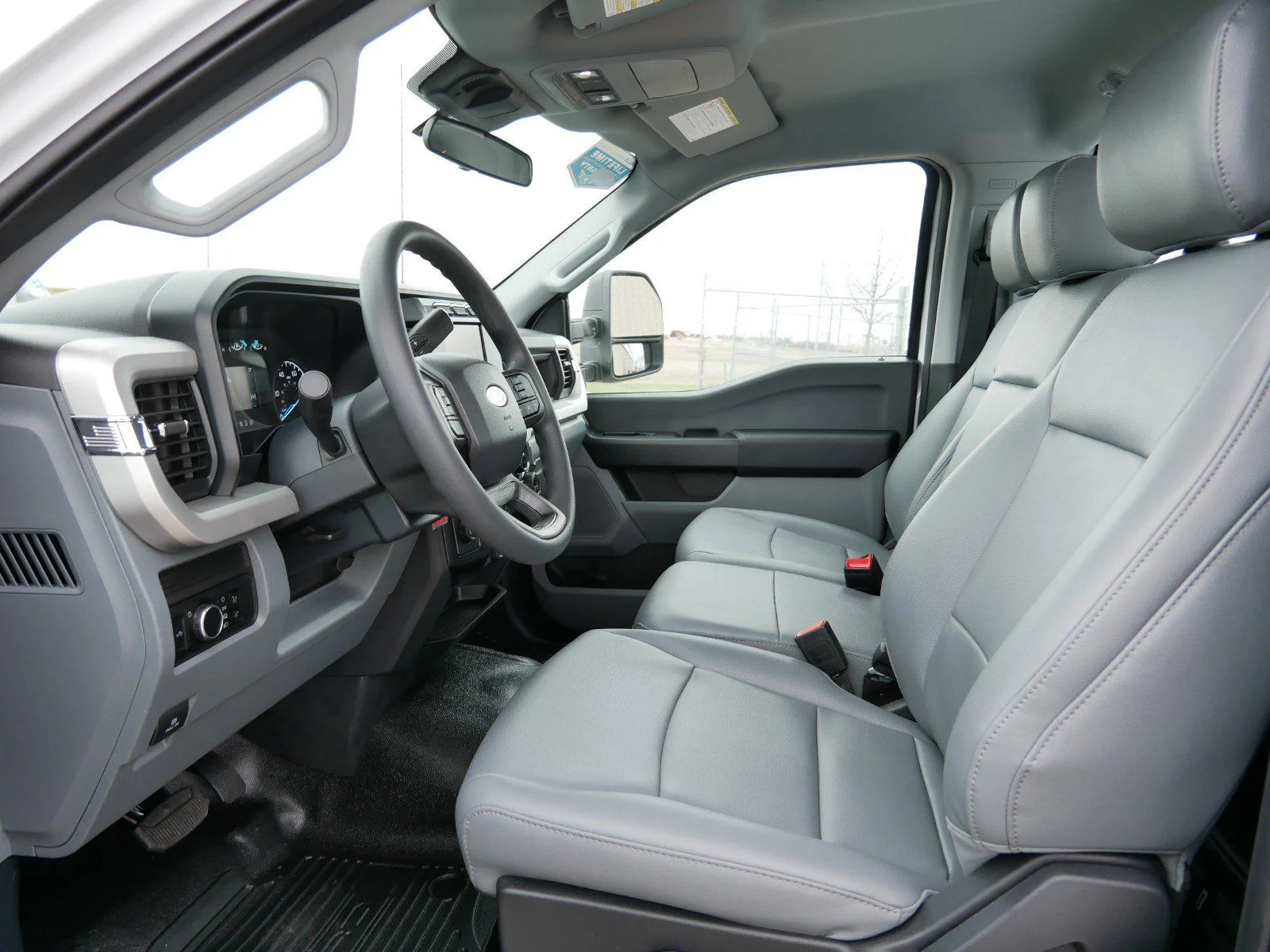 New 2024 Oxford White Ford F-350® XL image 11