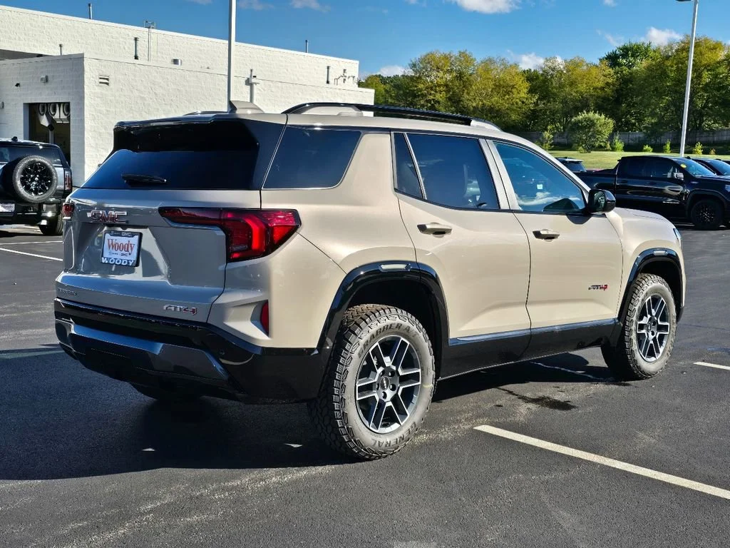 2026 GMC Terrain AT4 - Photo 10