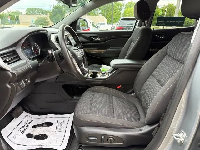 Used 2023 Sterling Metallic GMC SLE image 24