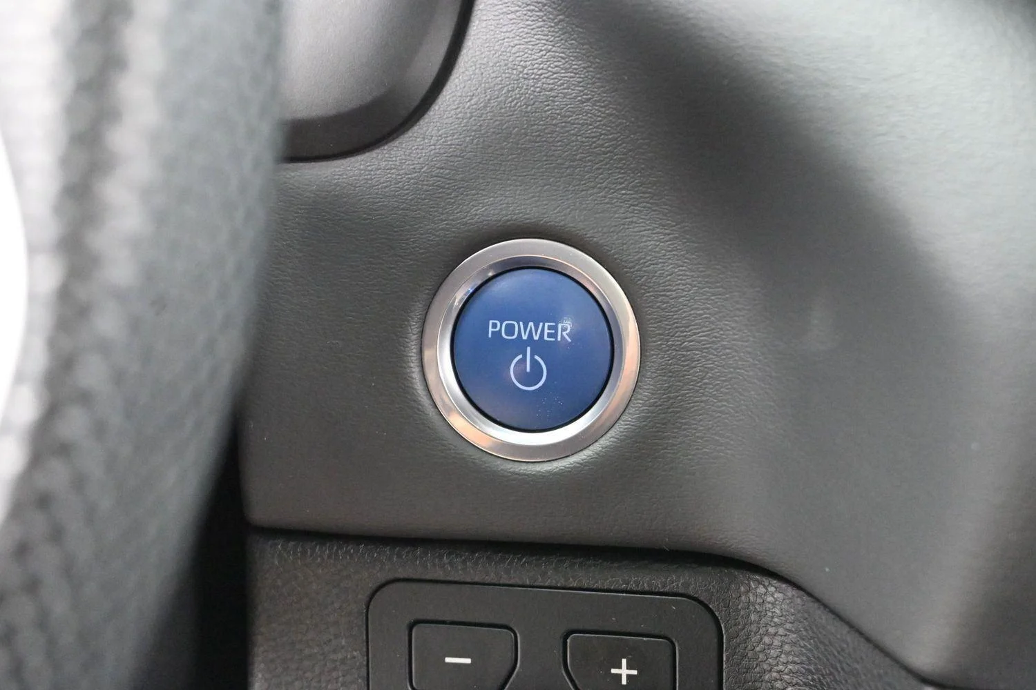 Used 2024 Celestial Silver Metallic Toyota Platinum Hybrid image 27