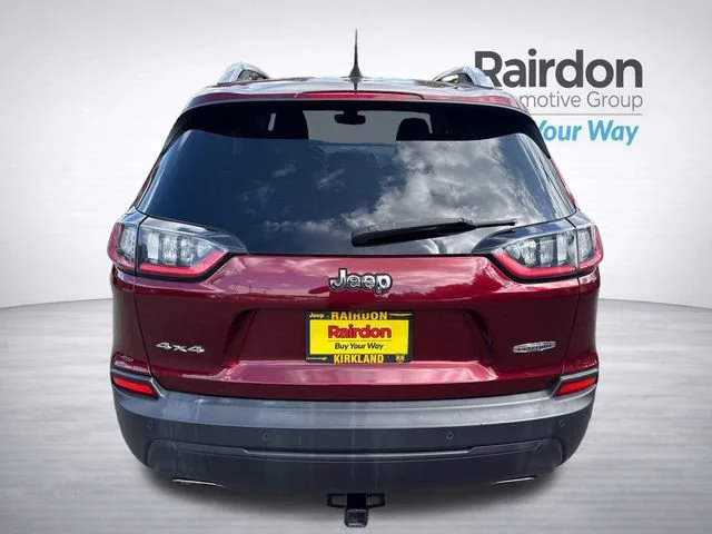 Used 2019 Velvet Red Pearlcoat Jeep Latitude Plus image 6